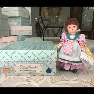 OZ Flower Munchkin Madame Alexander Doll